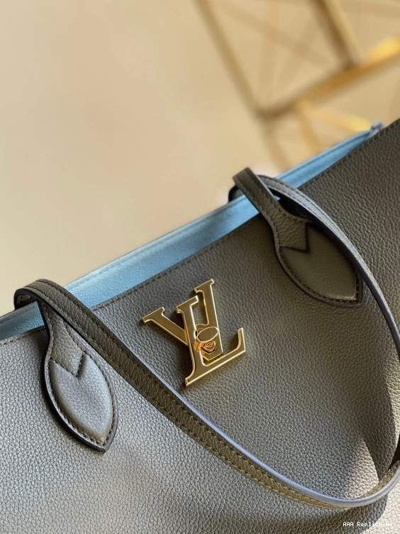 AAA Replica Ru LOCKME VUITTON LOUIS SHOPPER 0803